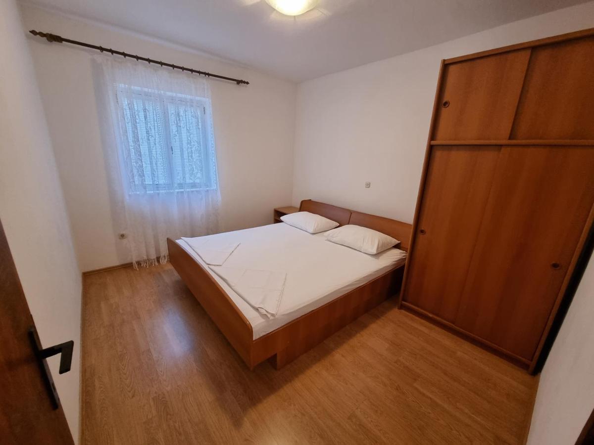 Апартаменты Apartman Ivan Макарска Экстерьер фото